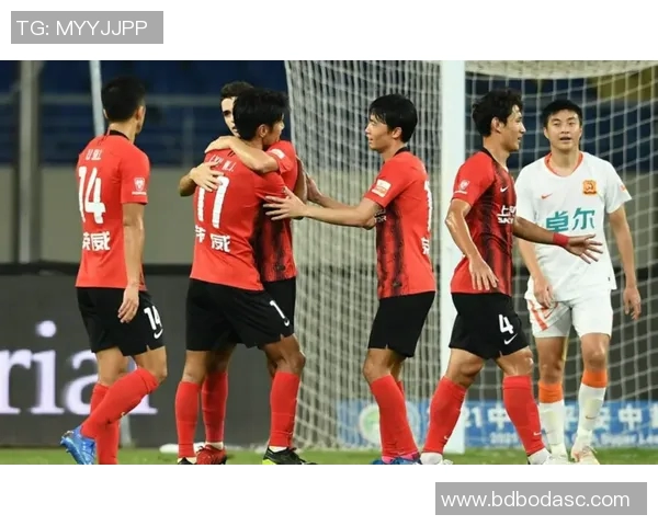 杭州篮球队配合问题引发热议球迷与专家各抒己见探讨战术调整必要性 杭州篮球队配合问题引发热议球迷与专家各抒己见探讨战术调整必要性