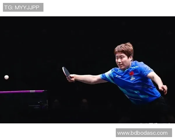 基尔队与杜伊斯堡队激战正酣谁能在这场较量中笑到最后