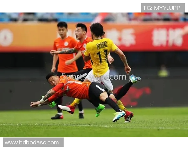 恒大与重庆激战全场精彩录像回顾及比赛分析