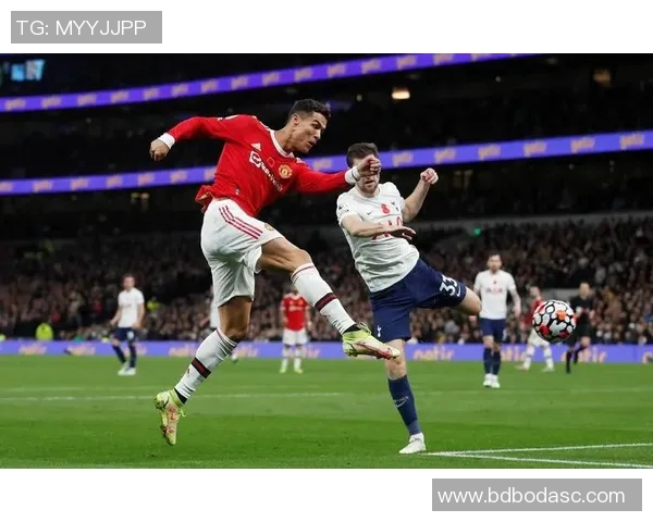 曼联与热刺精彩对决集锦高清回顾尽享足球盛宴 曼联与热刺精彩对决集锦高清回顾尽享足球盛宴