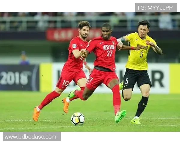 权健与恒大巅峰对决CCTV全程直播精彩瞬间回顾 权健与恒大巅峰对决CCTV全程直播精彩瞬间回顾