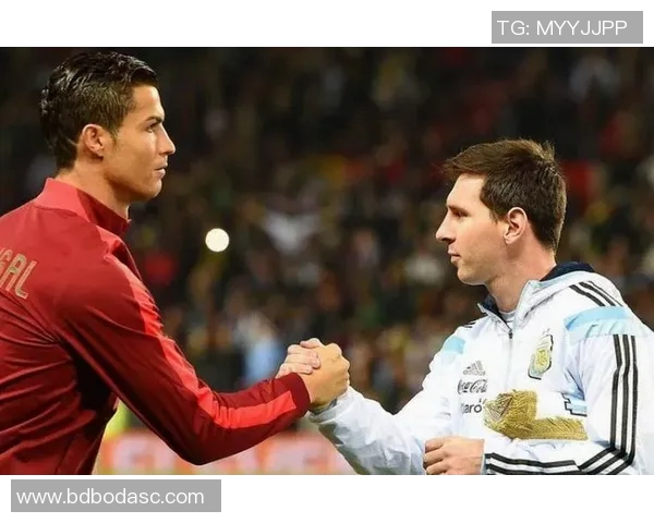 特维斯与梅西的足球传奇对决谁才是阿根廷的真正骄傲