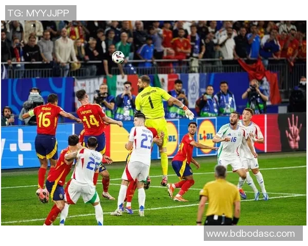 西悉尼与珀斯激战正酣比分直播全程追踪精彩瞬间不容错过