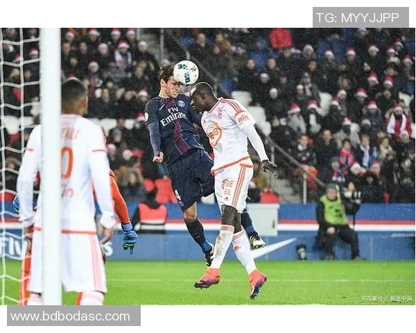 里昂主场迎战布雷斯特城期待精彩对决与胜利的较量 里昂主场迎战布雷斯特城期待精彩对决与胜利的较量