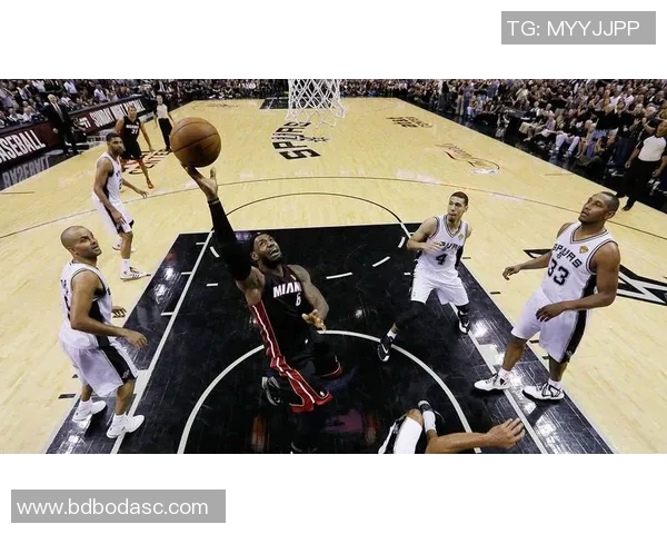 03年马刺与篮网总决赛的经典对决与篮球传奇的诞生