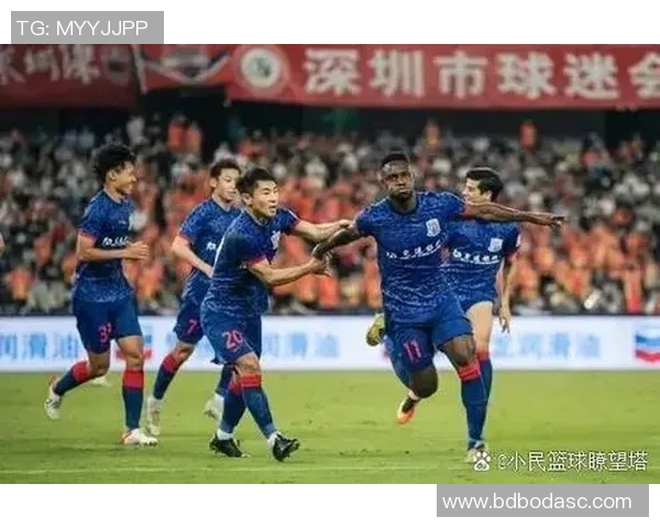 伊拉克足球队与国足激战正酣谁能在国际赛场上笑到最后