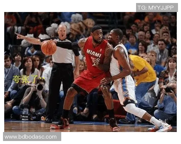 勇士与雷霆季后赛第七场对决精彩回顾与战术分析